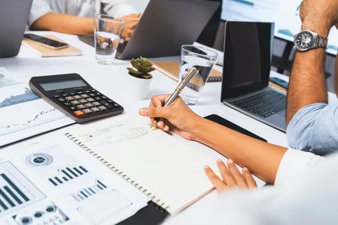 Servicios fiscales y contables